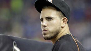 Familiares de acompañantes de Fernández presentan demandas