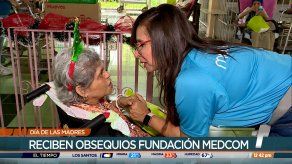 Adultas mayores del Hogar Bolívar reciben sorpresa por el  Día de la Madre