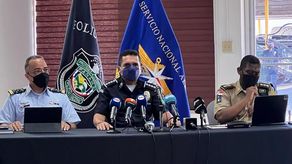 El Tusi es una sustancia en polvo de color rosa, que es generalmente esnifada (aspirada por la nariz). También son vendidas en formas de pastillas.