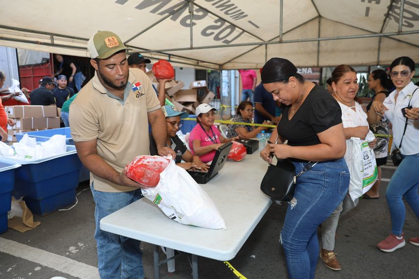El IMA traslada Naviferia de la ciudad de Panamá.