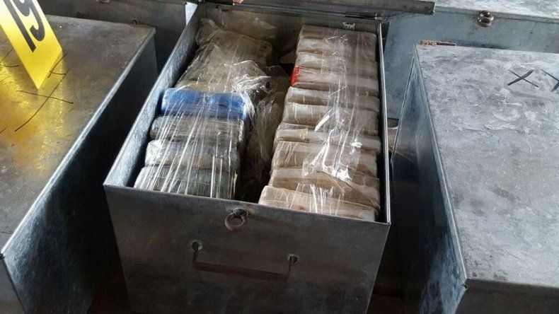 Decomisan 389 kilos de cocaína en puerto del Caribe guatemalteco