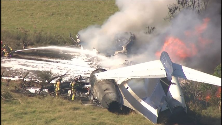 Un herido leve al estrellarse un avión en Texas con 21 personas a bordo