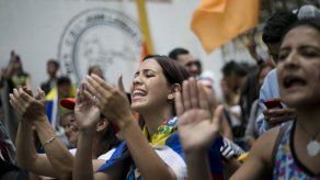 Maduro niega estar en negociaciones secretas con opositores
