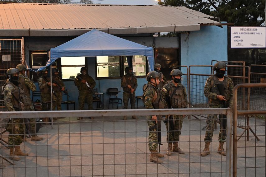 Debido a los enfrentamientos entre reclusos se procedió