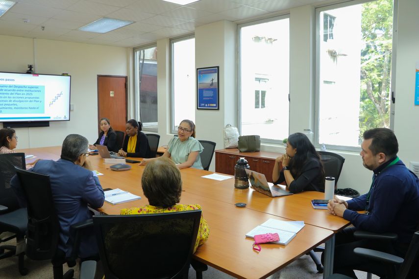 MINSA presenta estrategias para reducir la obesidad en Panamá