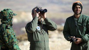 Suspenden por segunda noche la búsqueda del avión desaparecido en Irán
