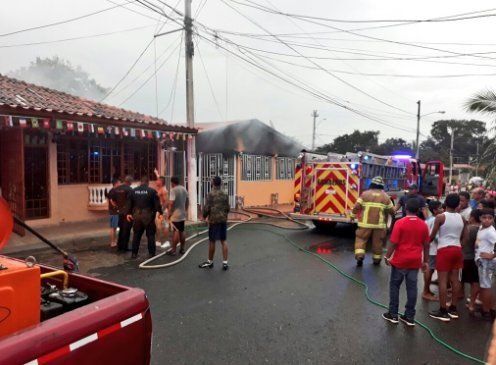 Hombre muere calcinado tras incendiar la casa de su expareja en Arraiján
