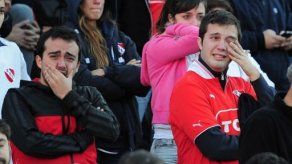 Socios del descendido Independiente agreden a presidente del club