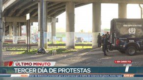 Colón amanece en su tercer día de protestas Colón amanece en su tercer día de protestas