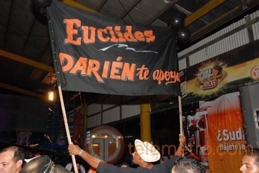 Entre las barras en La Chorrera