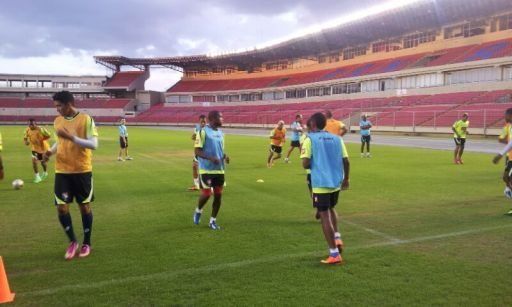 Selección de Panamá entrena con plantel completo