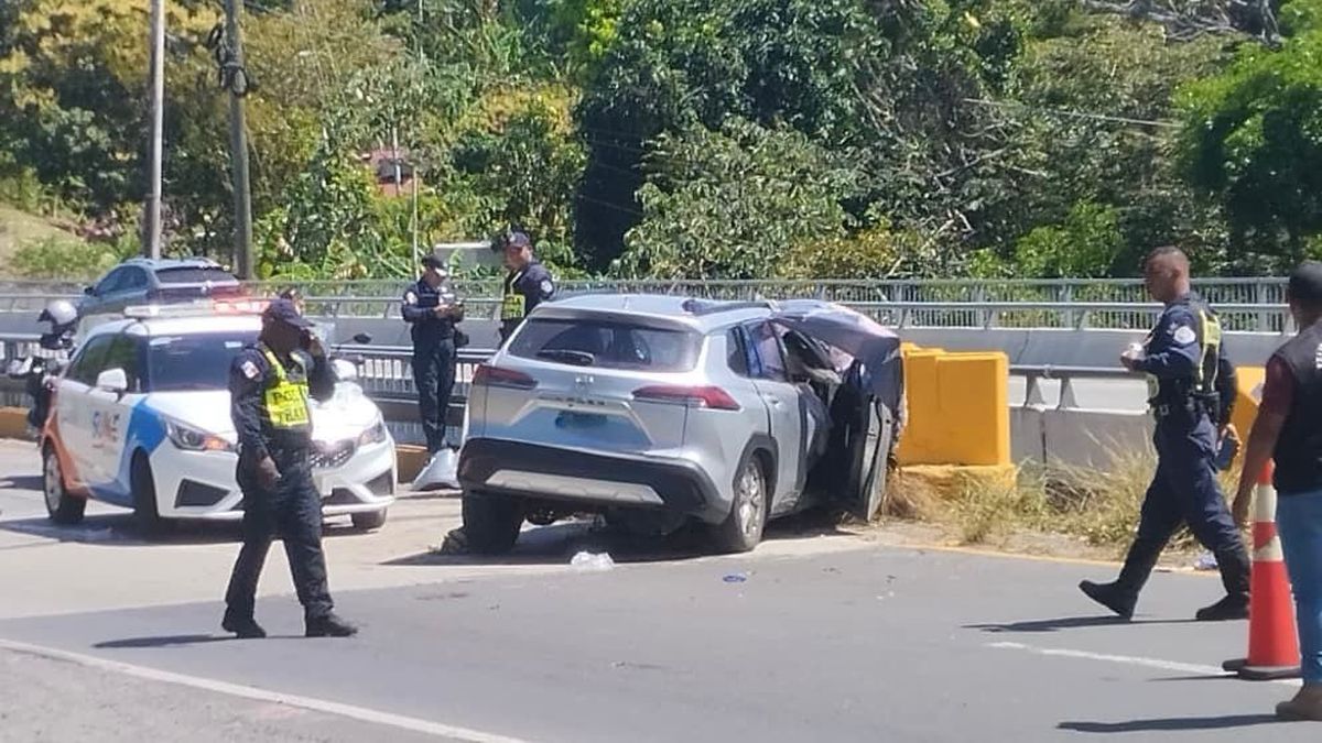 Accidente en puente del río Cotón en San Carlos Accidente en puente del río Cotón en San Carlos
