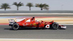 F1: Vettel domina prácticas del GP de Bahrein