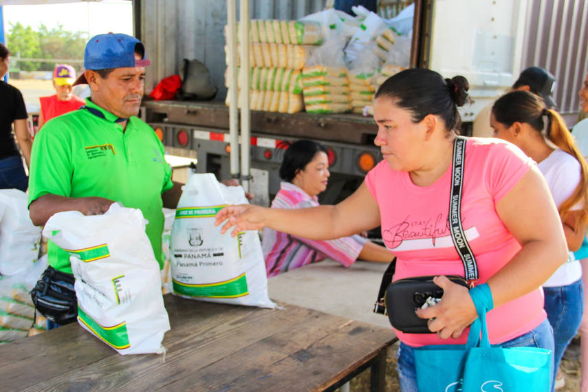 &nbsp;Agroferias del IMA.