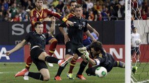 ¿Valdés o Iker? La duda de España
