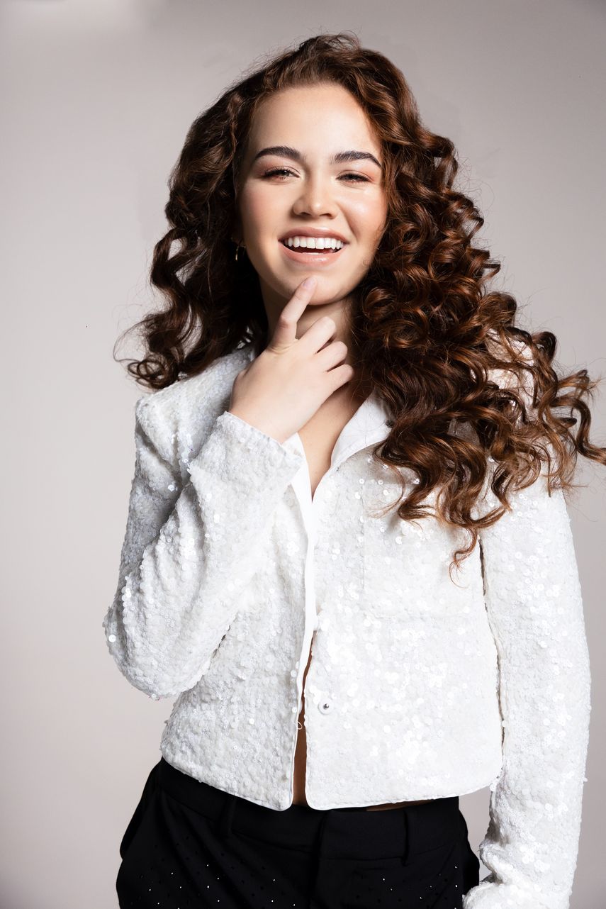 La música de Palola Brilla nuevamente en Festival de la Canción de California