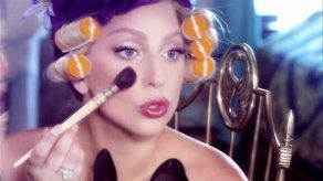 Shiseido utiliza a Lady Gaga para redifinir el concepto de belleza