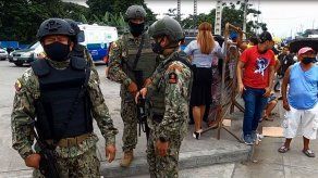 Refuerzo militar en cárcel de Ecuador tras revuelta que dejó 68 muertos