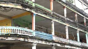 Caserones de Colón permanecen abandonados