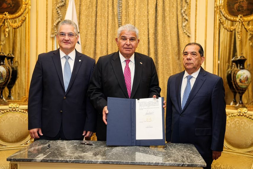 Ventura Vega Osorio, el nuevo ministro de Educación de Panamá. Ventura Vega Osorio, el nuevo ministro de Educación de Panamá. 