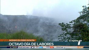Bomberos habilitan fuente de agua de río para atacar incendio en Cerro Patacón