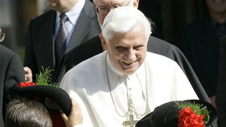 Benedicto XVI finaliza sus vacaciones en los Alpes