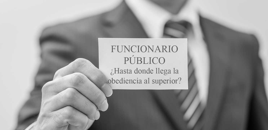 Presiones a servidores públicos