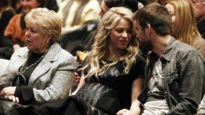 Shakira se emocionó cuando le pusieron al bebé en el pecho