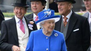 ¿Por qué nadie puede saber qué sombrero se pondrá Isabel II cada año para Ascot?