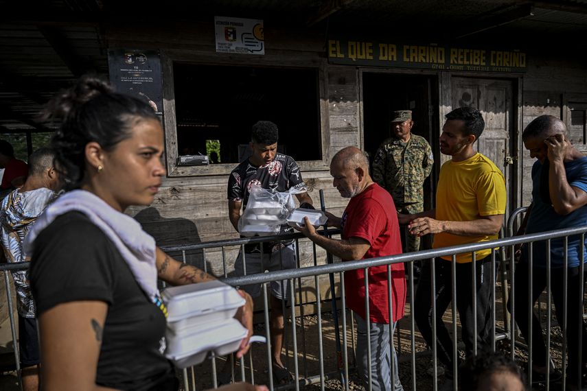 Médicos Sin Fronteras reanuda sus labores humanitarias en el Darién para atender migrantes Médicos Sin Fronteras reanuda sus labores humanitarias en el Darién para atender migrantes
