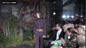 Palomo Spain conquista la pasarela de París con la moda de Felipe IV