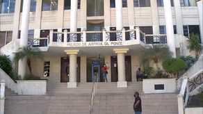 Fachada del Palacio Gil Ponce, sede de la Corte Suprema de Justicia de Panamá.