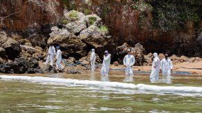 Realizan trabajos de limpieza del derrame en Isla Taboga﻿.