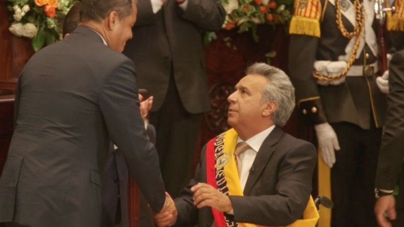 El presidente de Ecuador retira las funciones al vicepresidente Glas