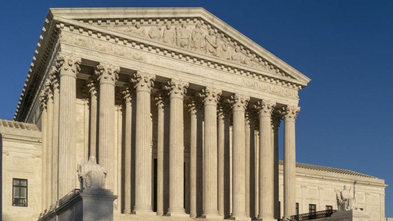 Corte Suprema de EEUU ratifica restricciones migratorias de Trump