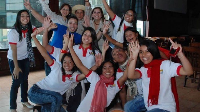 Almuerzo con participantes del Concurso de Oratoria
