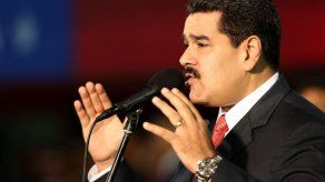 Venezuela anunciará cambios en sistema cambiario cuando Maduro vuelva de Asia