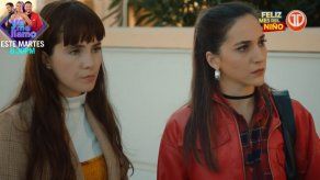 MUJERES | Turkan pele con su hermana&nbsp; Derya