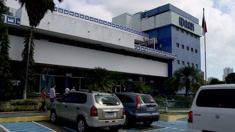 Una empresa para asesorar al Idaan no es solución, señala exsubdirector de la institución