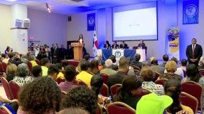 Varela recibe Plan Estratégico Juventud Panamá 2015 - 2019 Varela recibe Plan Estratégico Juventud Panamá 2015 - 2019