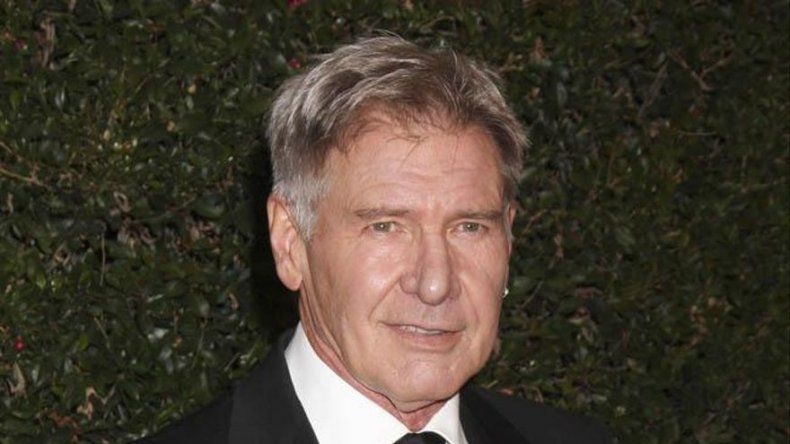 A Harrison Ford le niegan la entrada en un pub londinense