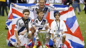 Hijo de Beckham realiza audición con Chelsea