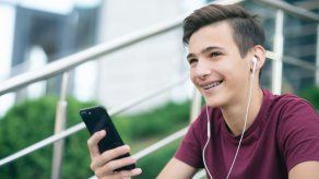 Este es el smartphone ideal para tus hijos