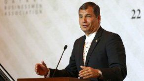 Un 54% de ecuatorianos aprueba gestión de presidente de Ecuador