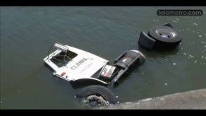 Mula cae desde un puente en Colón