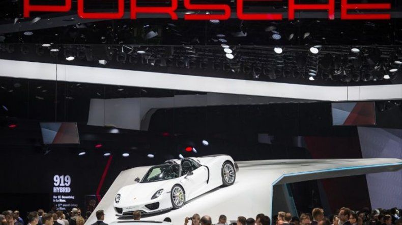 Porsche aumenta al 52 % su participación en Volkswagen
