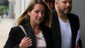 Acusan en juicio a nuera de Bachelet de usar y abusar de lazos familiares
