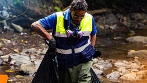 Limpieza del río Mocambo elimina toneladas de desechos. Limpieza del río Mocambo elimina toneladas de desechos.