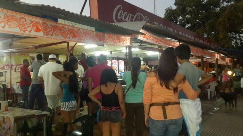 Polleras y carrozas listas para tomarse Las Tablas