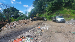 MiAmbiente, AAUD y MOP bloquean accesos a vertederos clandestinos tras incendio en Cerro Patacón. MiAmbiente, AAUD y MOP bloquean accesos a vertederos clandestinos tras incendio en Cerro Patacón.